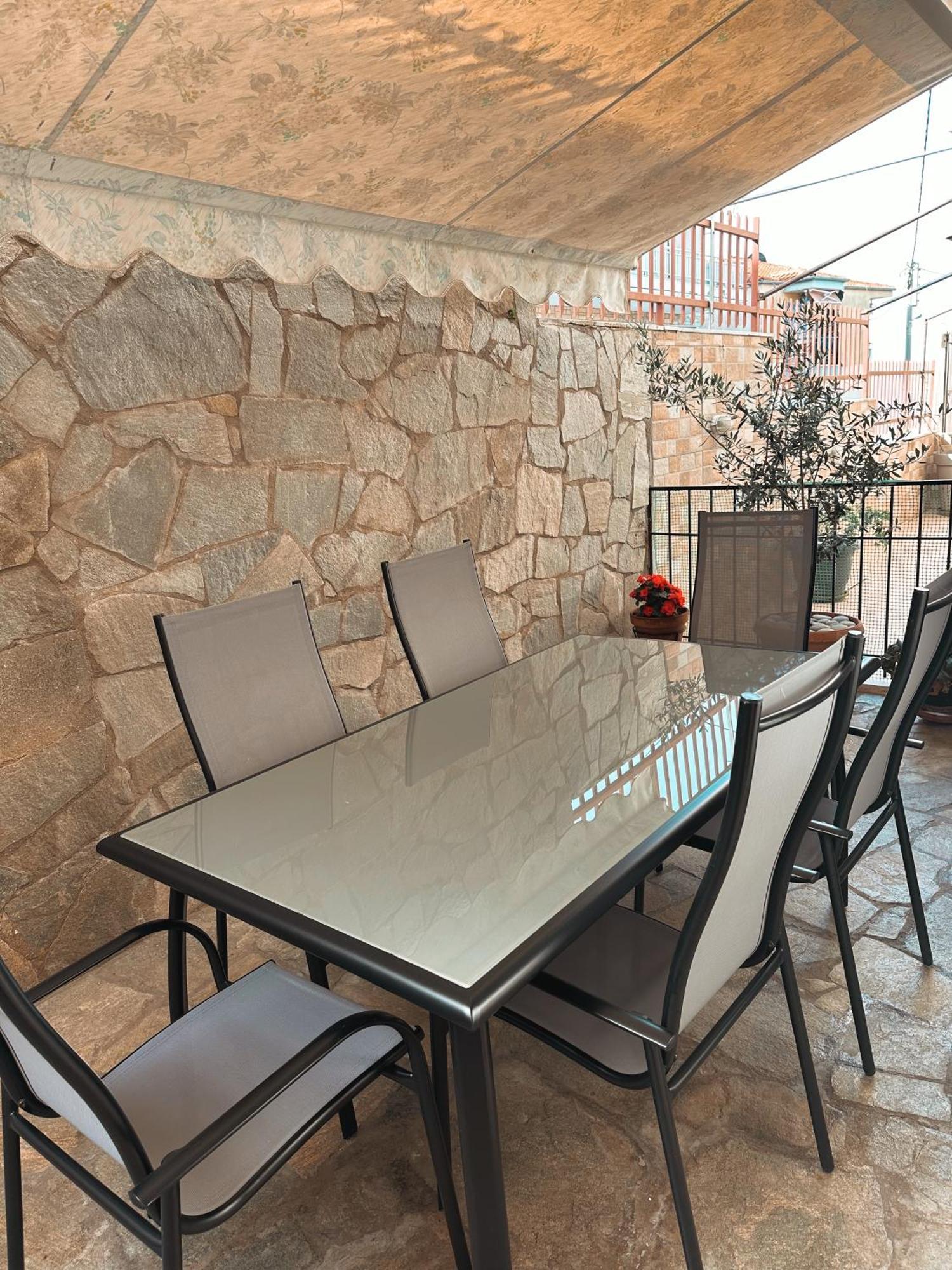 Diara Apartment Nea Iraklia Exterior photo